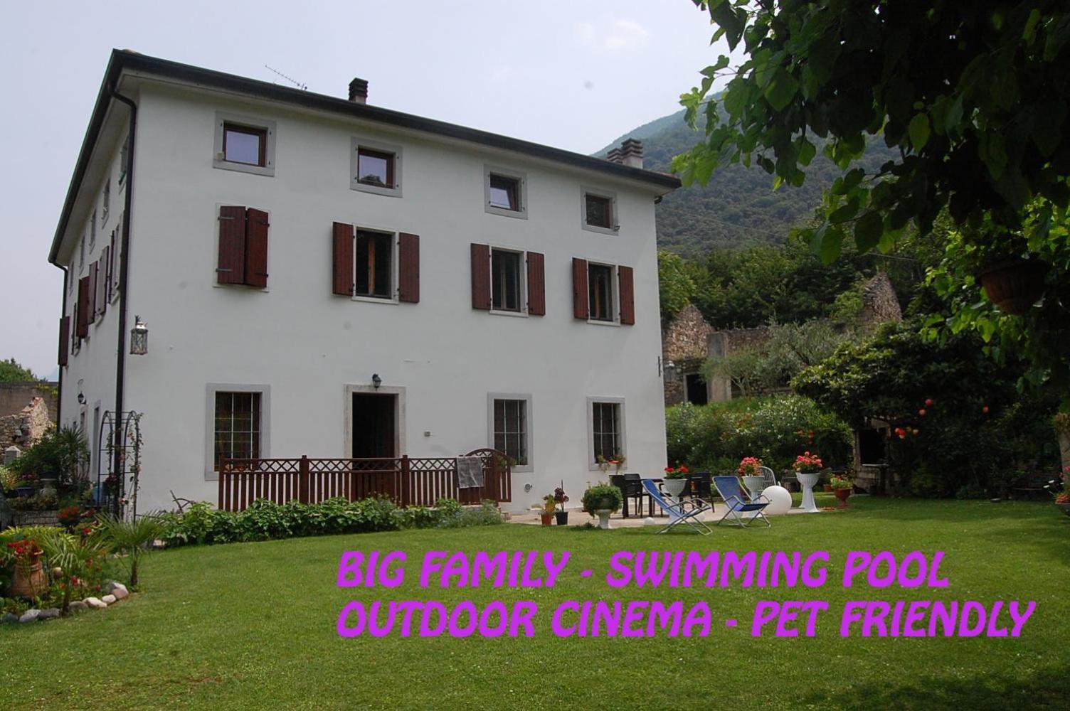 Appartement Le3Sirene à Brentino Belluno Extérieur photo